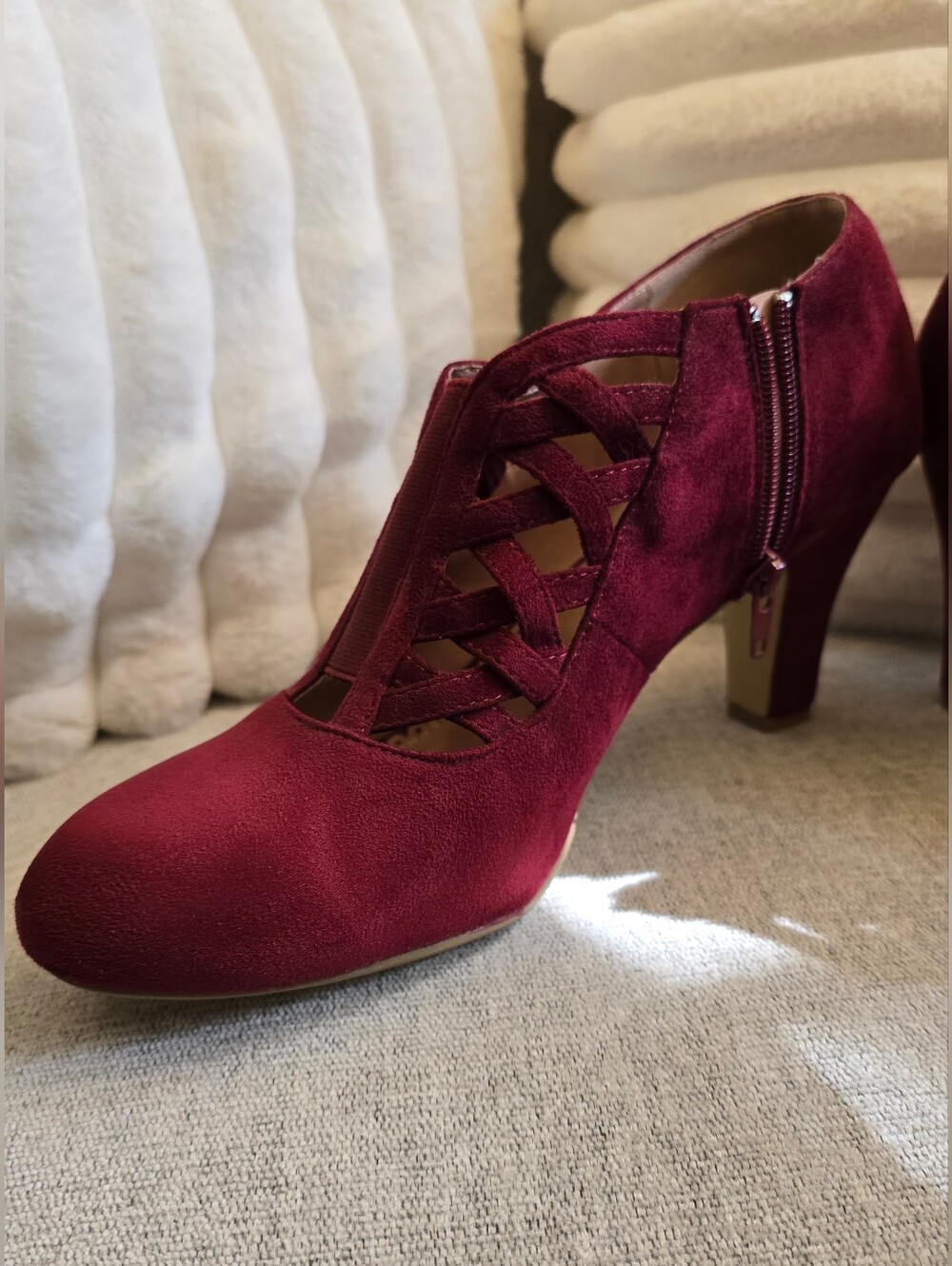 Journee COLLECTION Velver Red Piper Bootie Side-Zip Brandy Wine Heels
